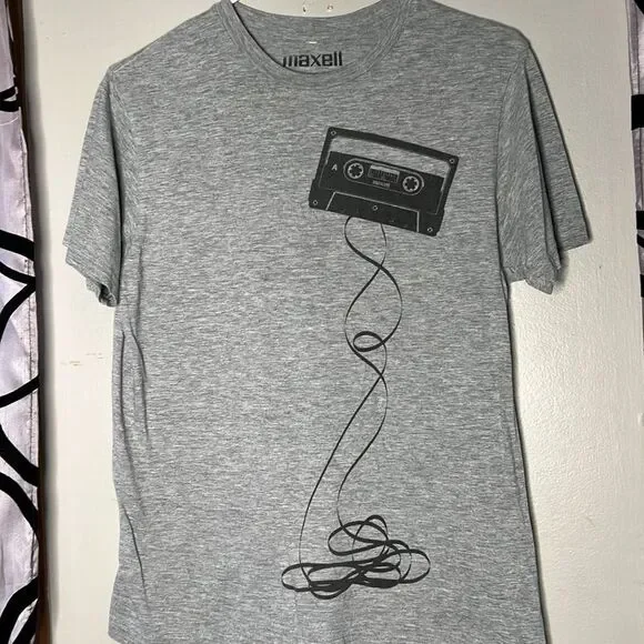 Maxell Unravelling Audio Cassette Tape Men's Small T-Shirt - Picture 2 of 6